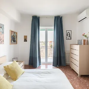 Apartament Amoretti Apartment, 6 Persone, 3 Camere, 2 Bagni, Balcone, Wi-fi, Metro B Monti Tiburtini, Rzym